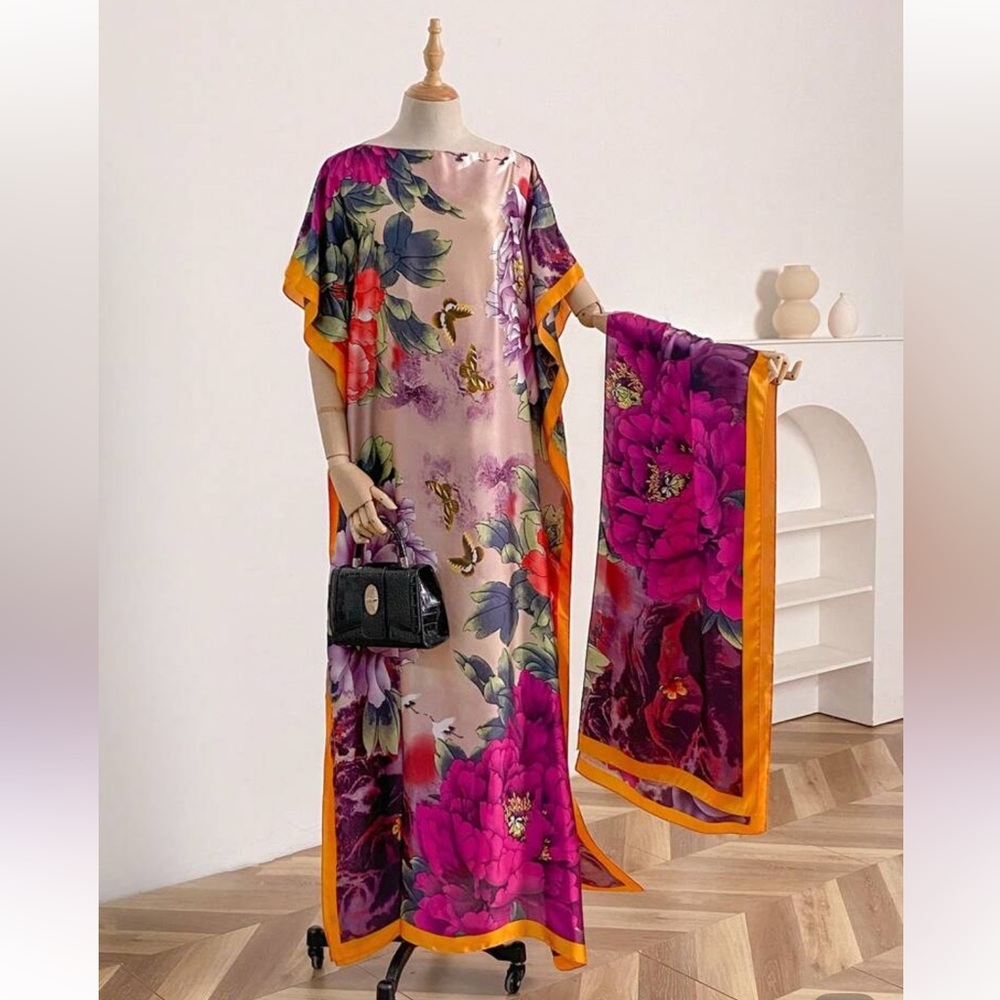 Floral Kimono Robe with Matching Scarf nwt - Picture 2 of 4